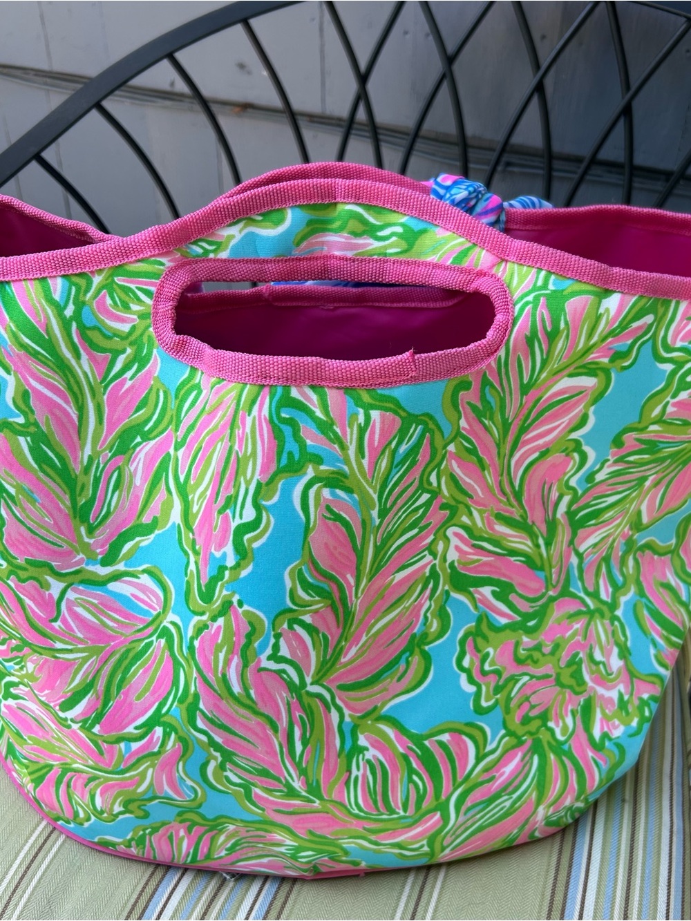 Lilly Pulitzer Pink Green Blue Tropical Print Tote with bottle opener +EXTRAS! 💕